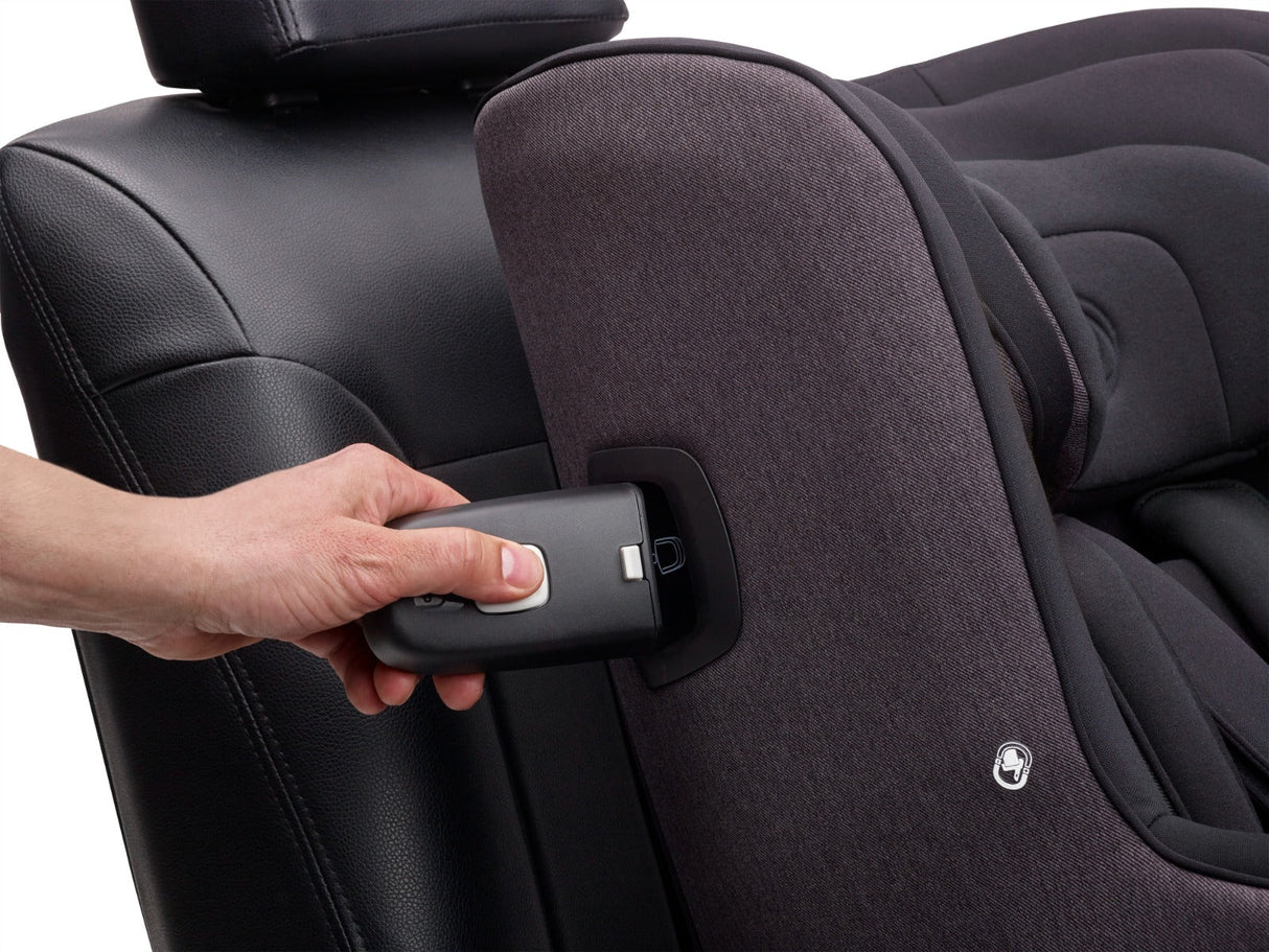 Bugaboo Owl by Nuna Car Seat + 360 Rotating Base - Mineral Washed Black 7