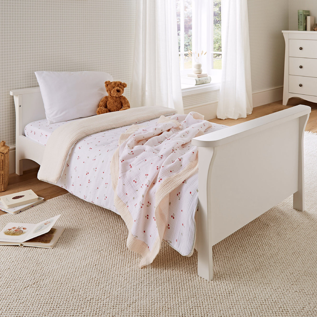 CuddleCo 4 Piece Cot Bed Bedding Set - Ditsy Cherry