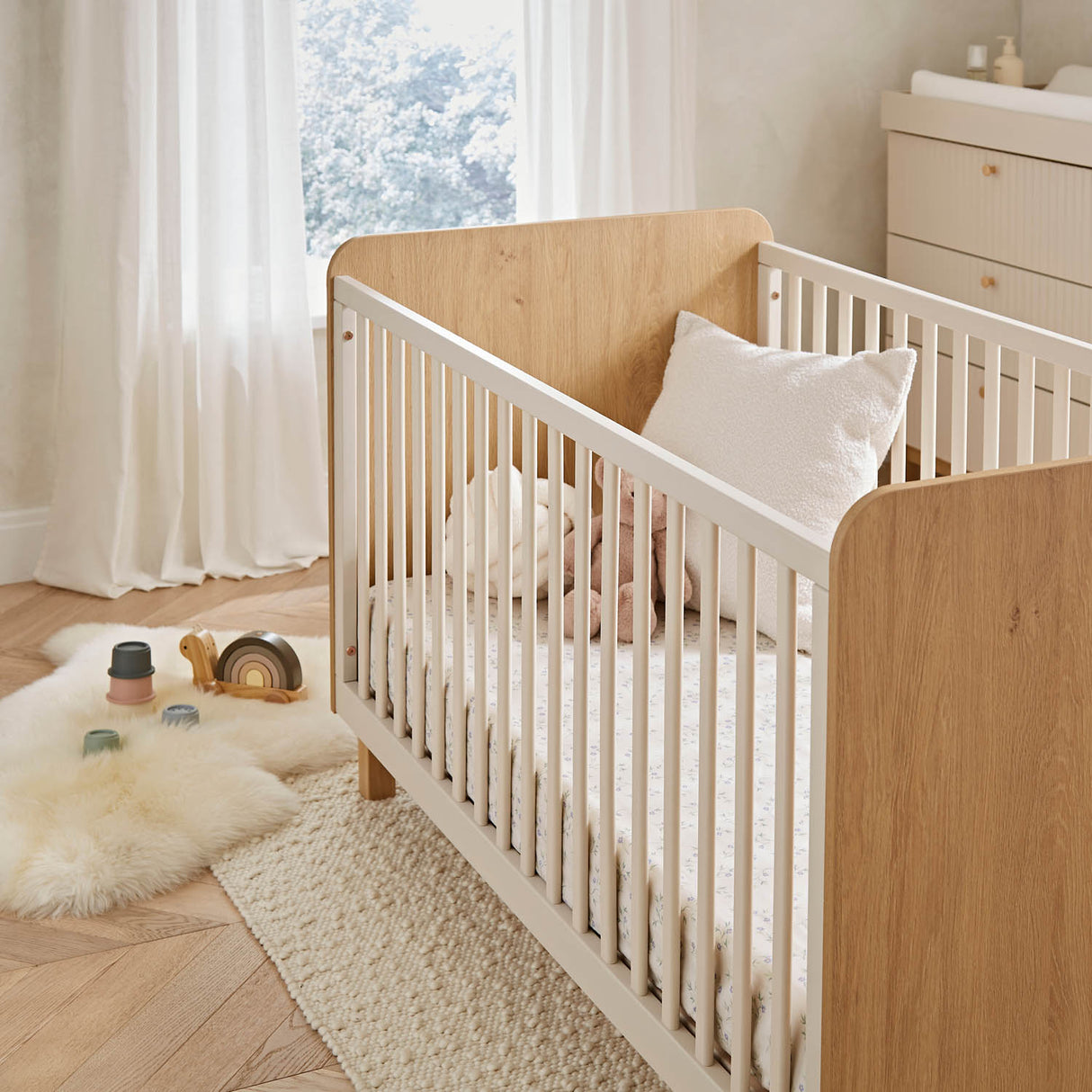 CuddleCo Remi 2 Piece Nursery Furniture Set - Oak & Cashmere