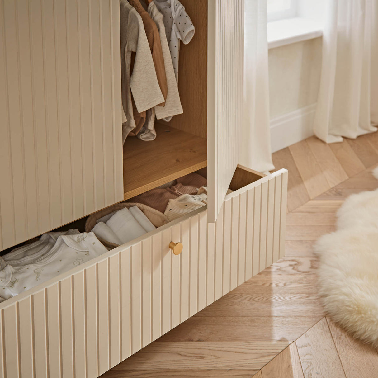 CuddleCo Remi 3 Piece Nursery Furniture Set - Oak & Cashmere