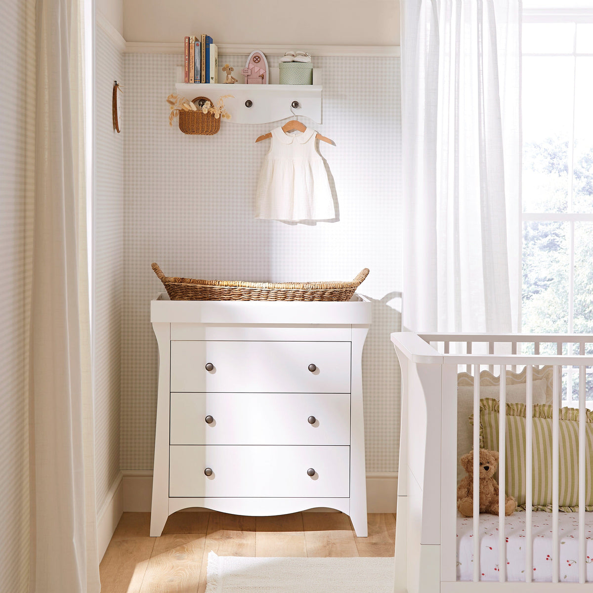 CuddleCo Clara 3 Drawer Dresser Changer - White