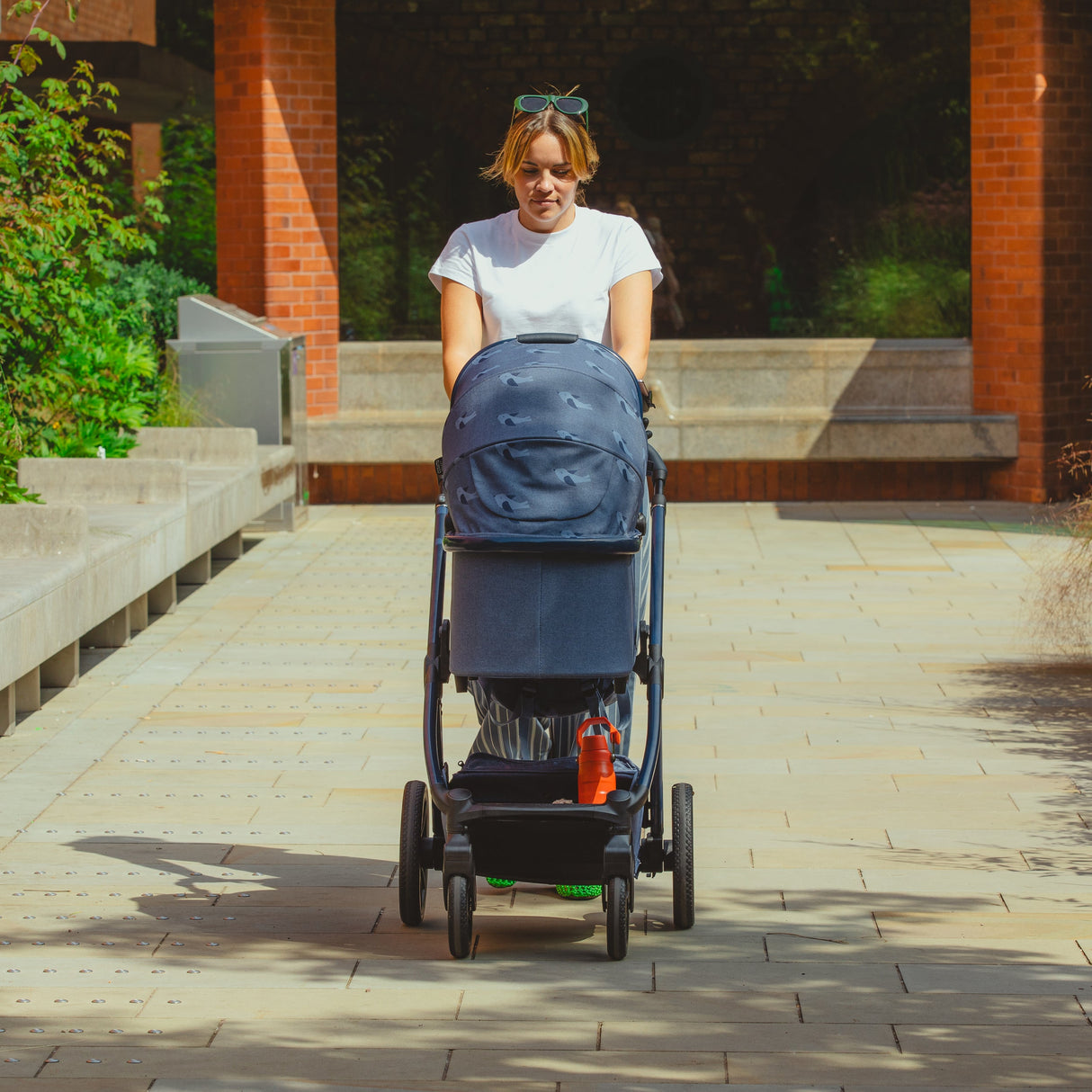 Cosatto Giggle 4 Special Edition Pram and Accessory Bundle - Skylark