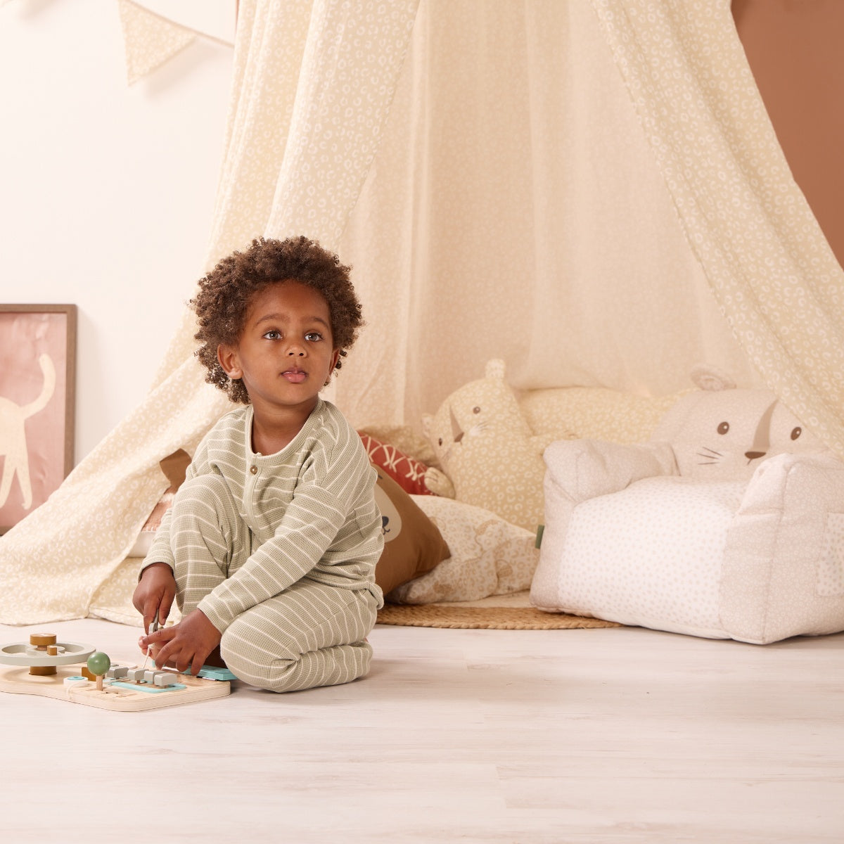 Tutti Bambini Nursery Canopy & Den - Love Cats