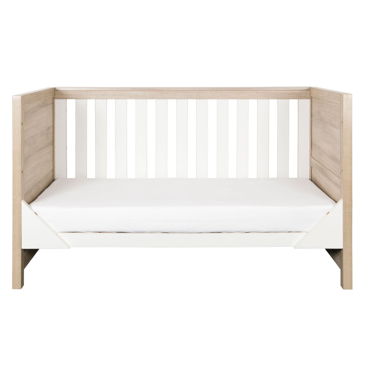 Tutti Bambini Modena 3 in 1 Cot Bed - White & Oak