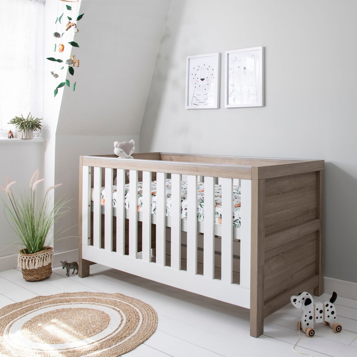 Tutti Bambini Modena 3 in 1 Cot Bed - White & Oak