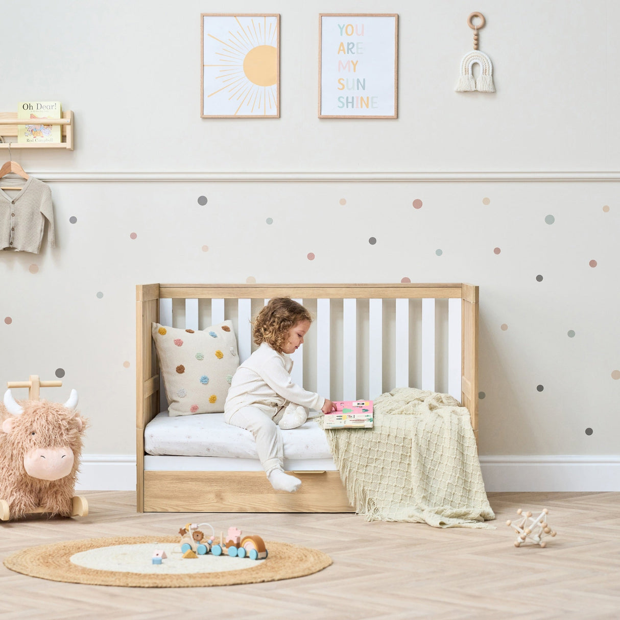 Tutti Bambini Riley Mini Cot Bed with Drawer - Maple Oak & White