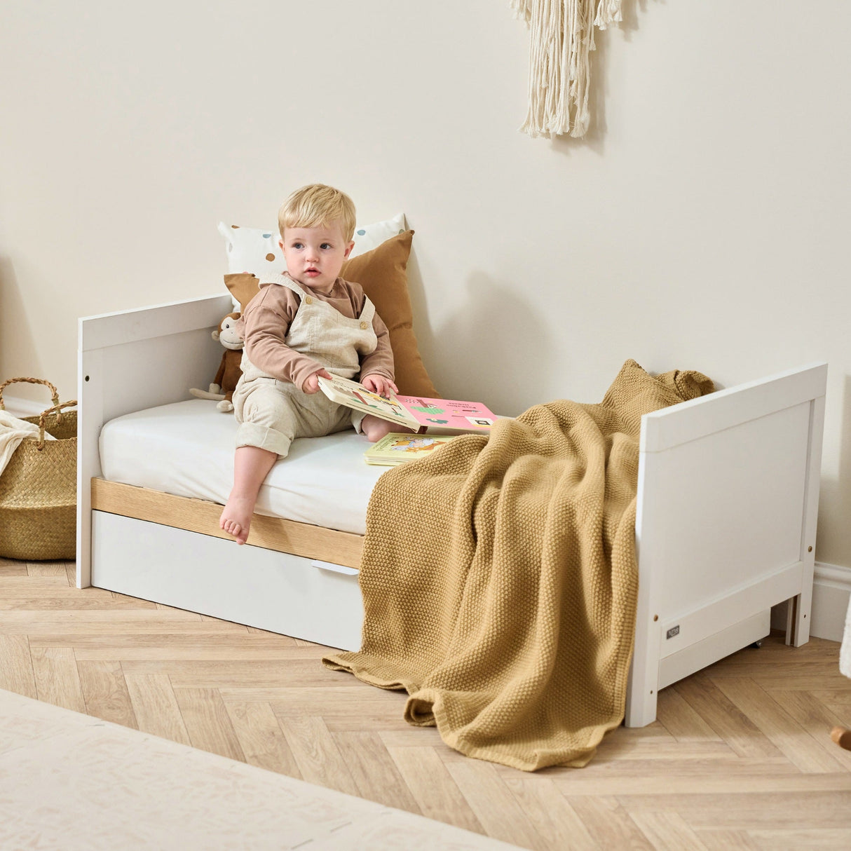 Tutti Bambini Riley Mini Cot Bed with Drawer - White & Maple Oak