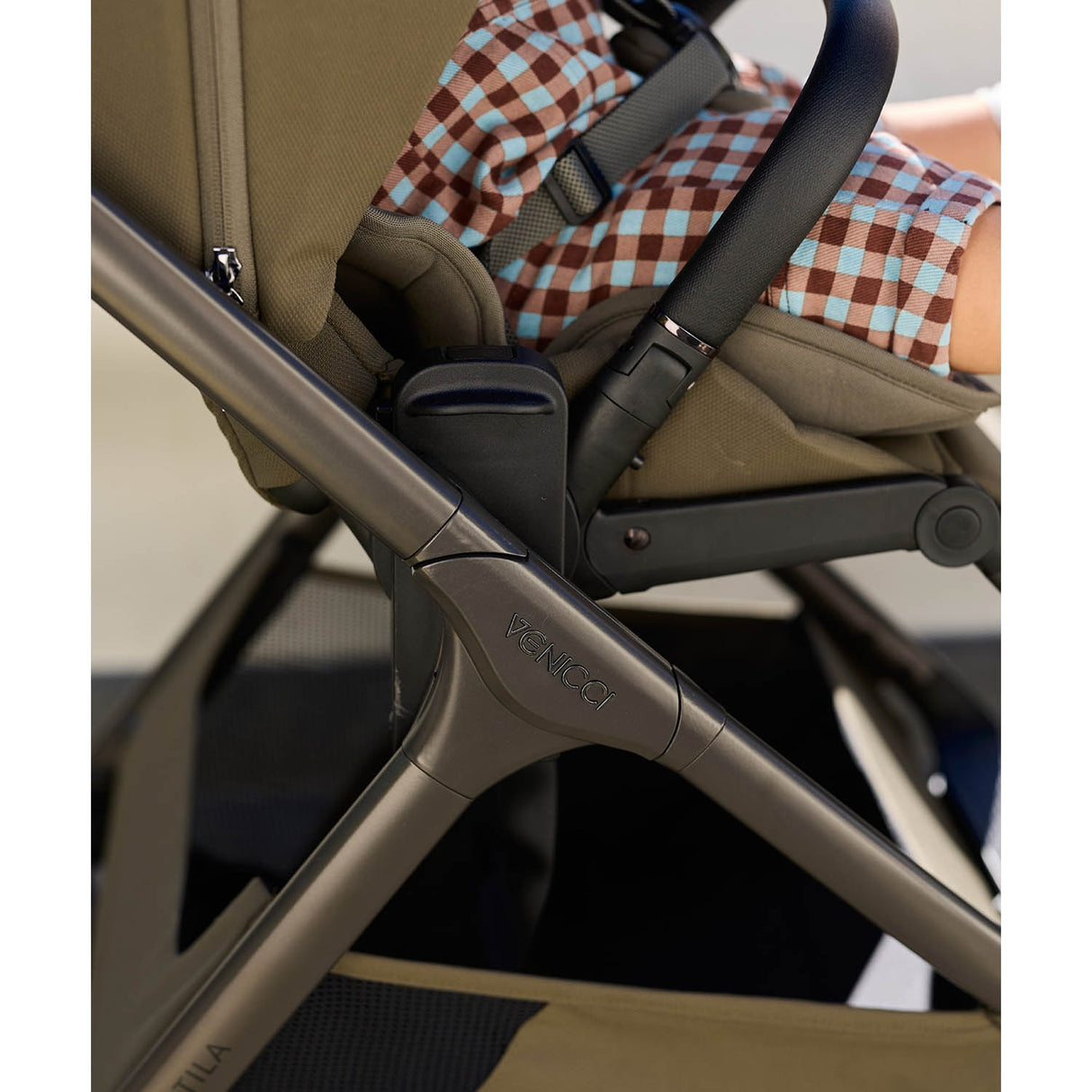 Venicci Tila 12 Piece Comfort 3in1 Tiago Bundle - Olive