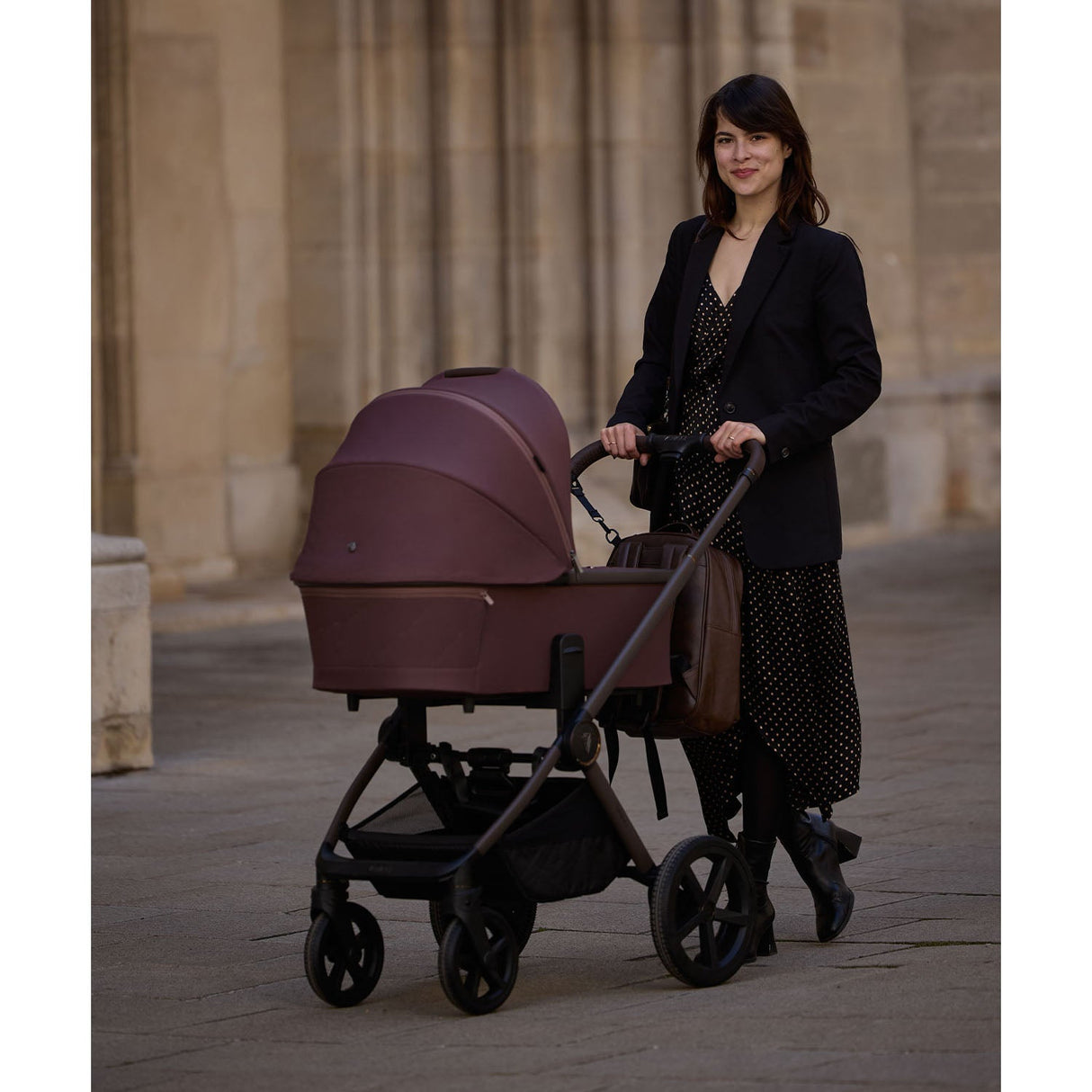 Venicci Upline 2 SE 3-in-1 Tiago + 360 Base Travel System Bundle - Burgundy 8