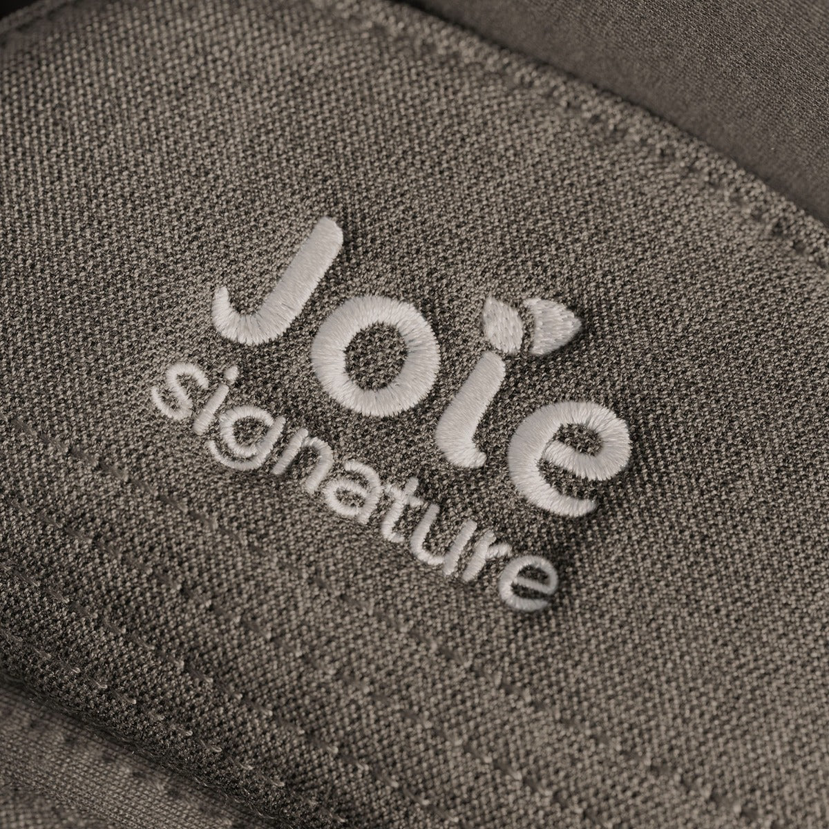 Joie i-Level Pro Signature i-Size Car Seat - Maple 24