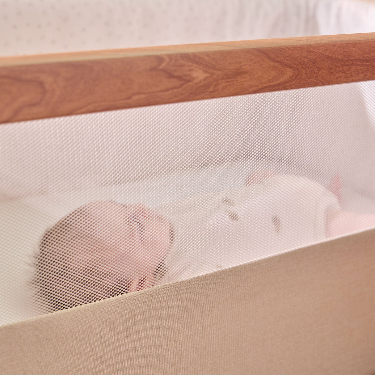 Tutti Bambini CoZee Bedside Crib - Scandinavian Walnut & Ecru