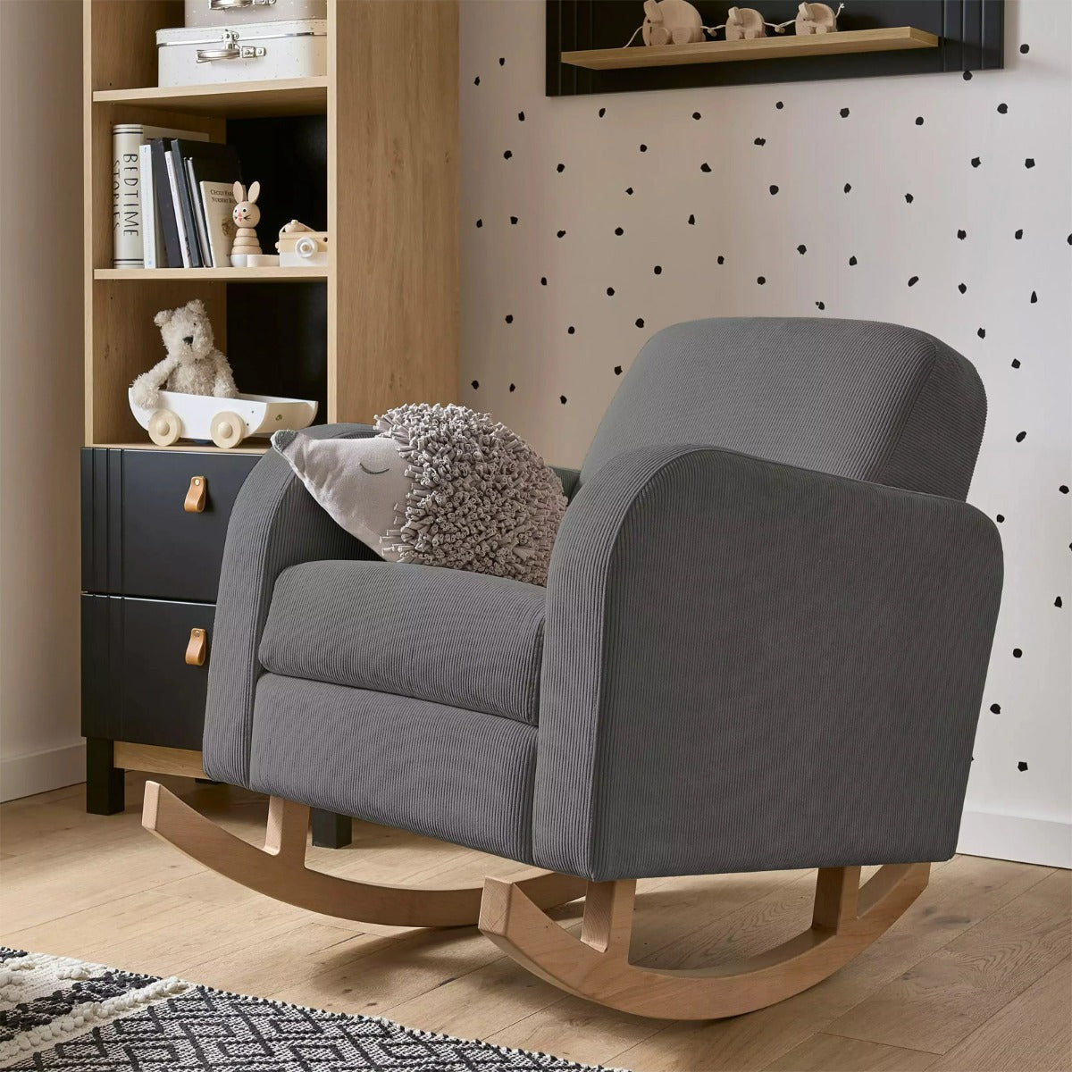 CuddleCo Etta Nursing Chair - Anthracite 1