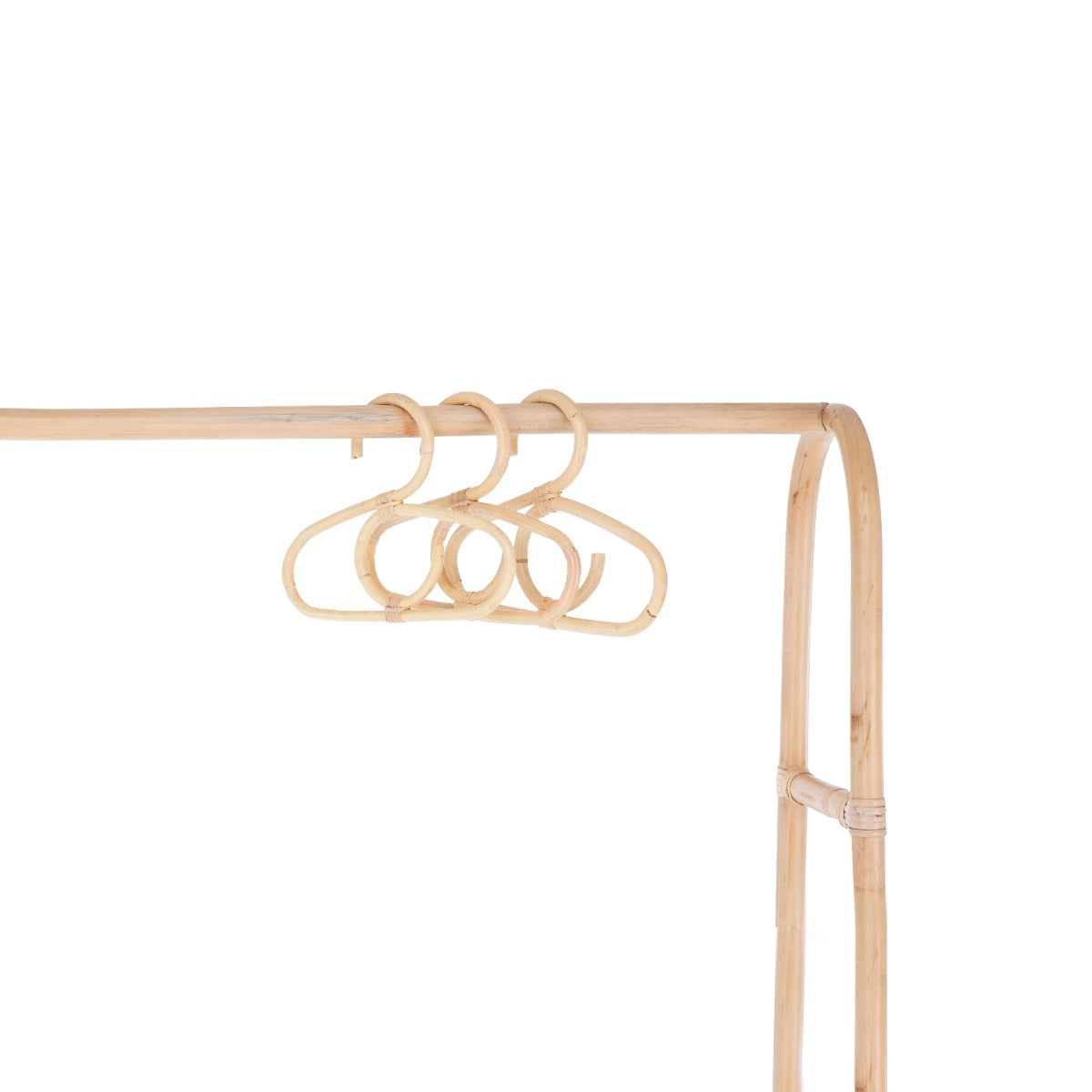 CuddleCo Aria Set of 9 Hangers - Rattan 2