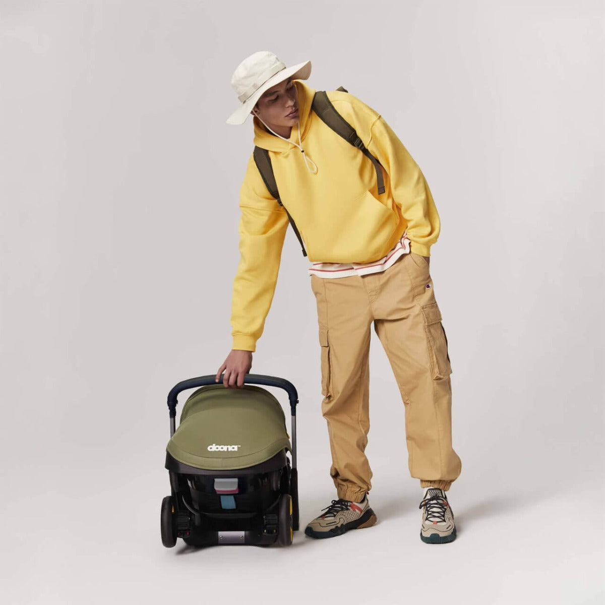 Doona i Infant Car Seat Stroller + IsoFix Base - Desert Green 5