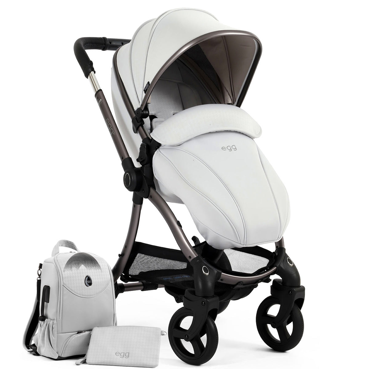 Egg 3 Luxury Maxi-Cosi Cabriofix Special Edition i-Size Travel System Bundle - Houndstooth Silver 23