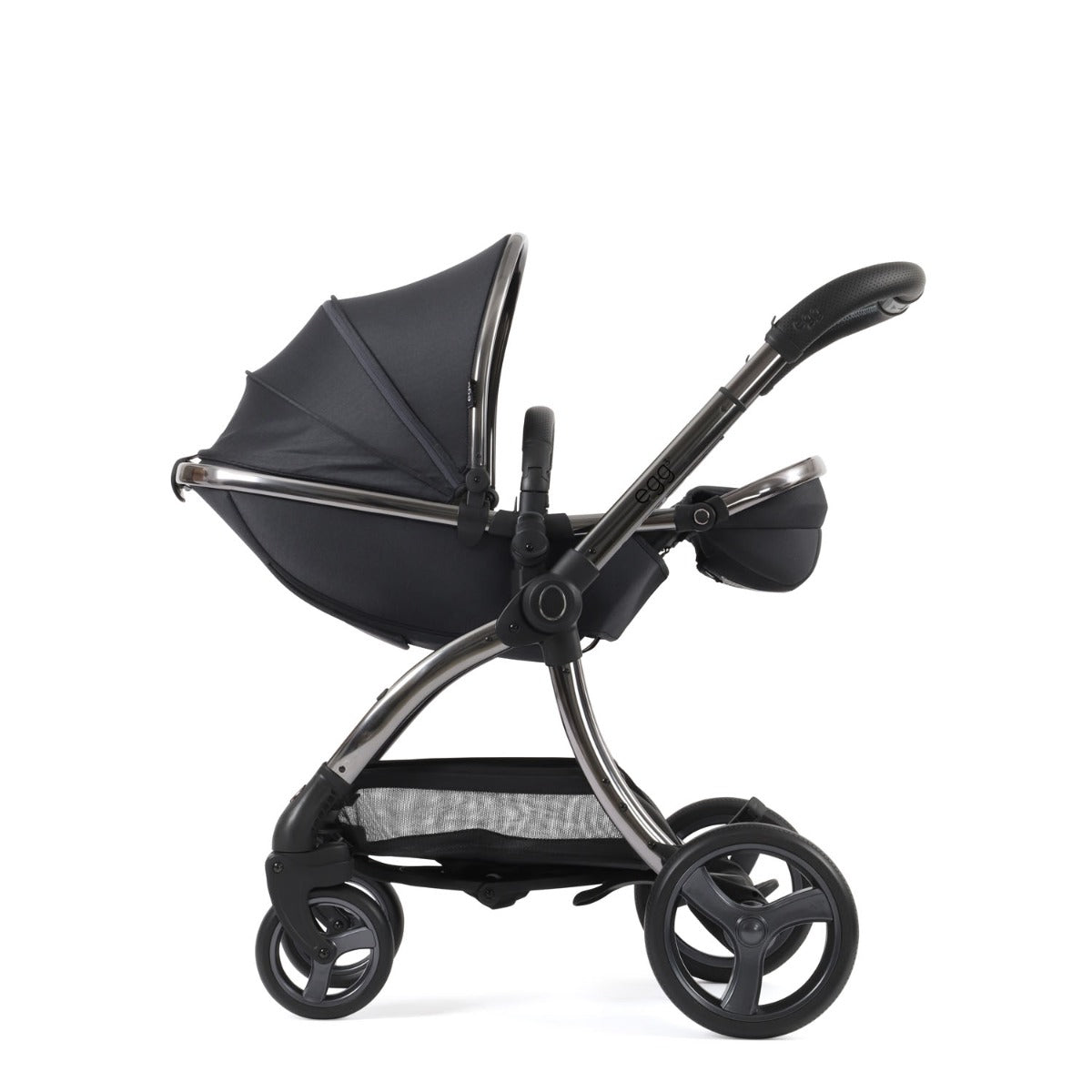 Egg 3 Luxury Shell 360 Travel System Bundle - Carbonite