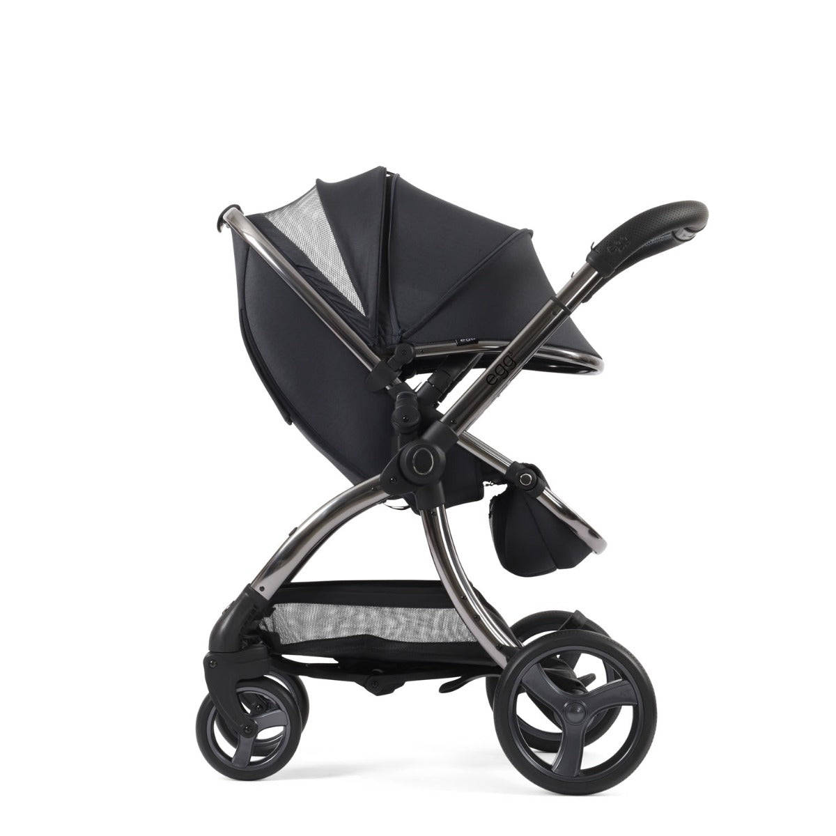 Egg 3 Stroller and Carrycot - Carbonite 8