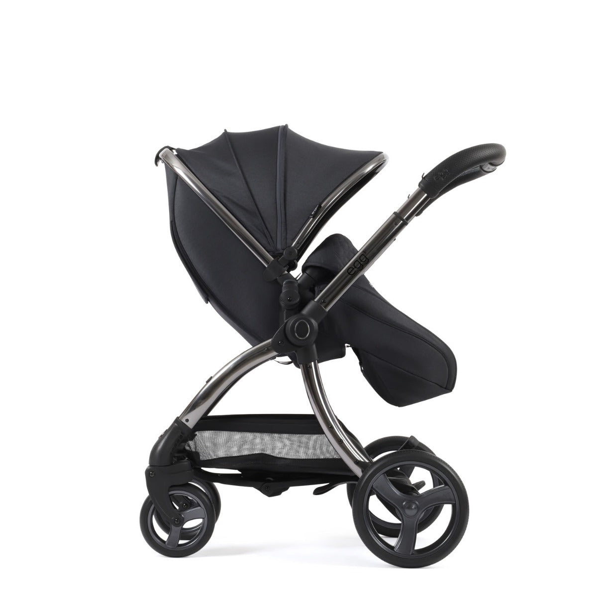 Egg 3 Ultimate Shell 360 Travel System Bundle - Carbonite