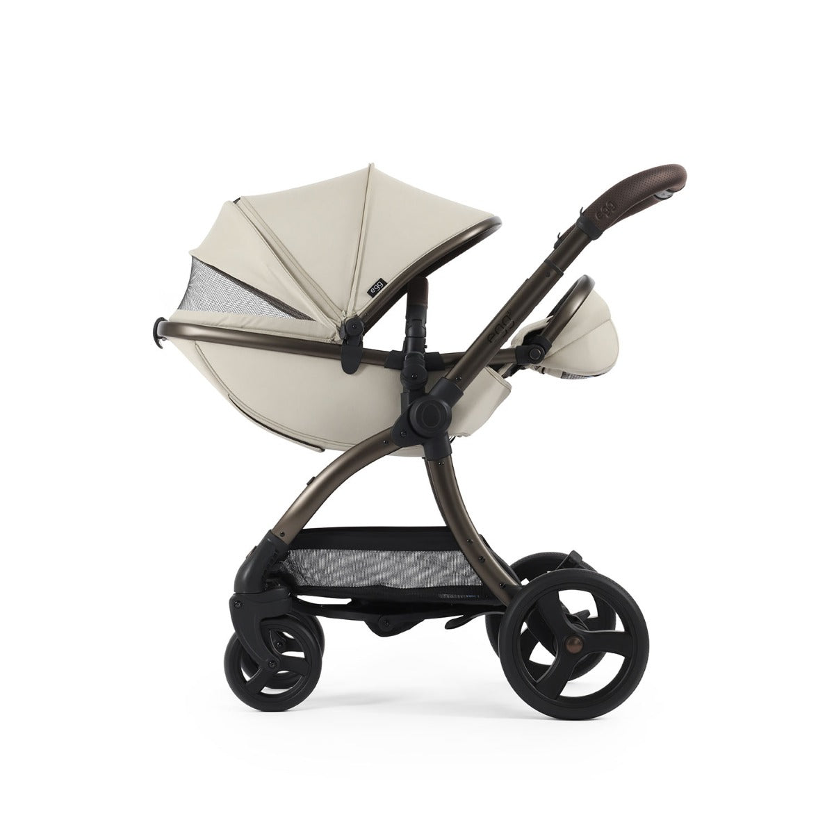 Egg 3 Luxury Shell i-Size Travel System Bundle - Cashmere 5