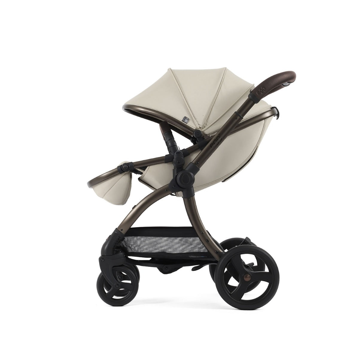 Egg 3 Luxury Maxi-Cosi Cabriofix i-Size Travel System Bundle - Cashmere 9