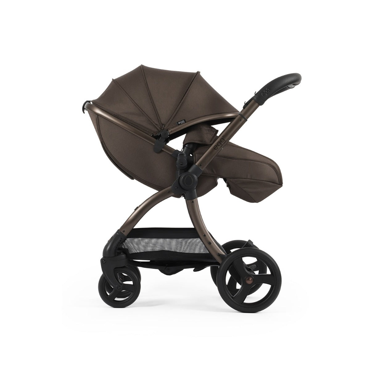 Egg 3 Luxury Shell 360 Travel System Bundle - Chocolate Velvet