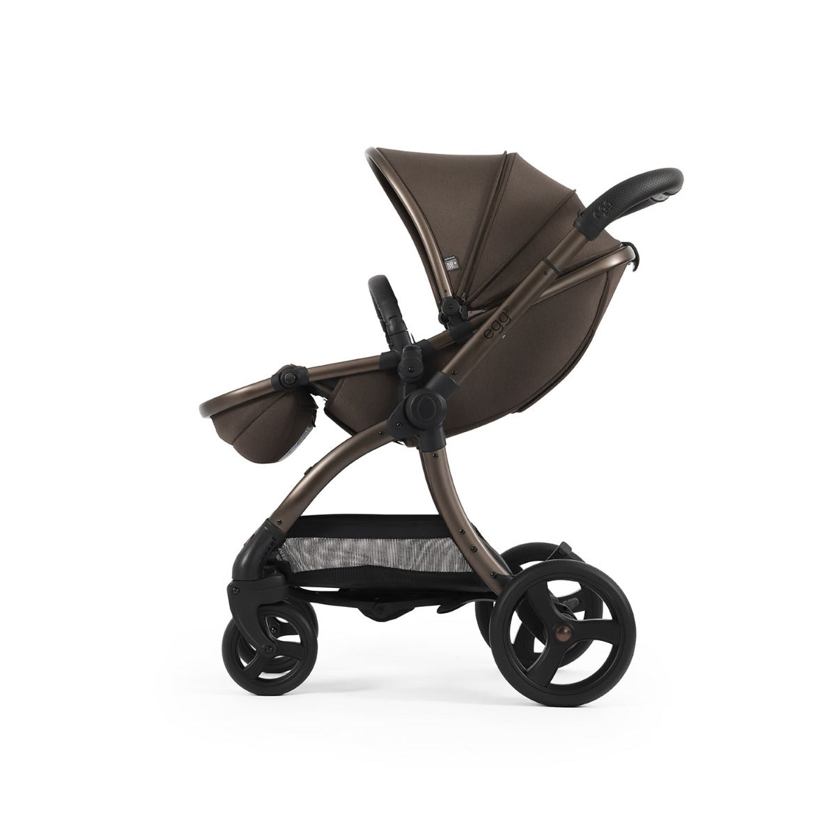 Egg 3 Luxury Shell i-Size Travel System Bundle - Chocolate Velvet 21