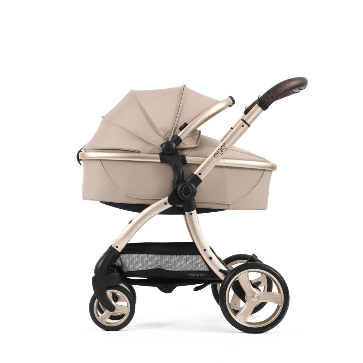 Egg 3 Luxury Maxi-Cosi Cabriofix i-Size Travel System Bundle - Feather 16