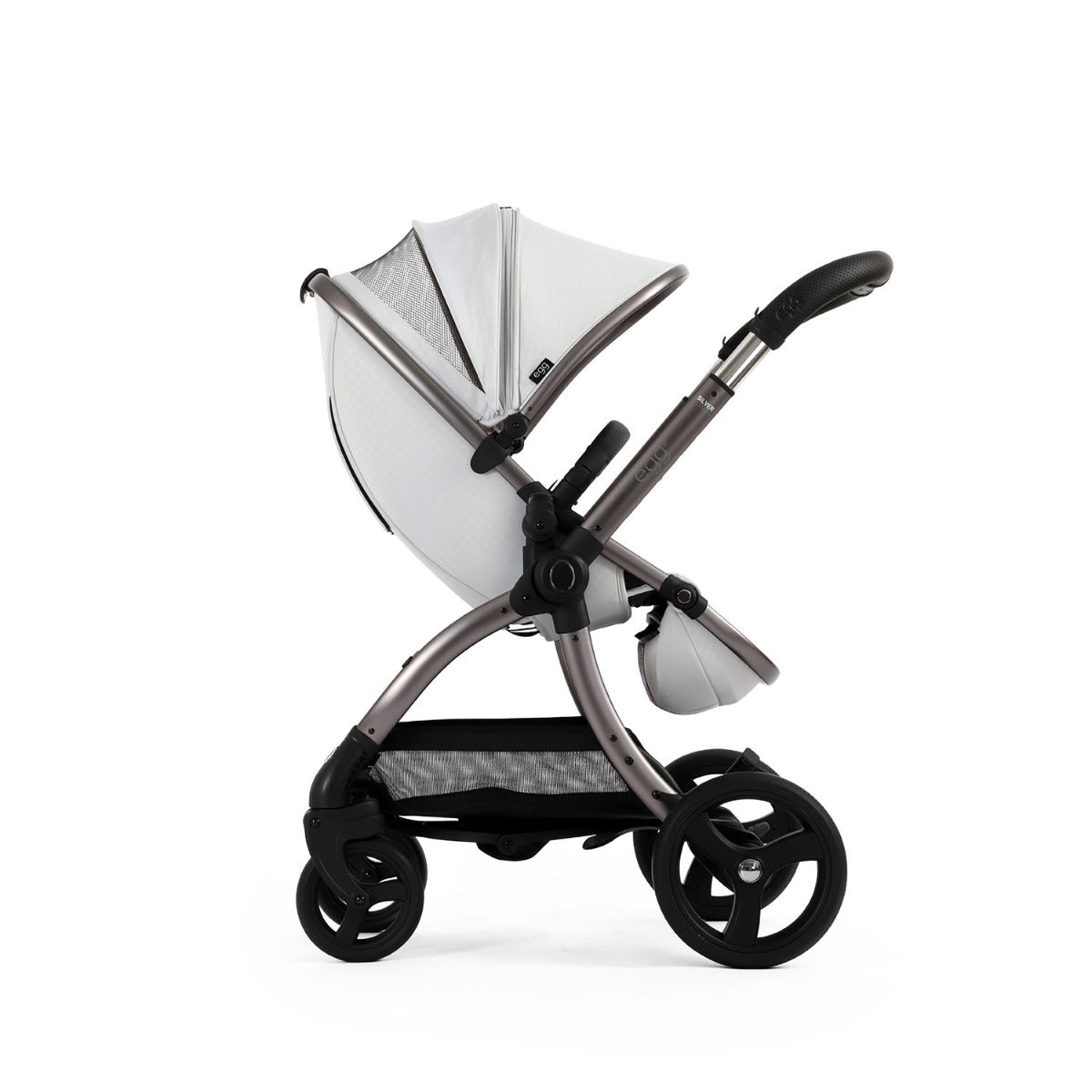 Egg 3 Luxury Maxi-Cosi Cabriofix Special Edition i-Size Travel System Bundle - Houndstooth Silver 9
