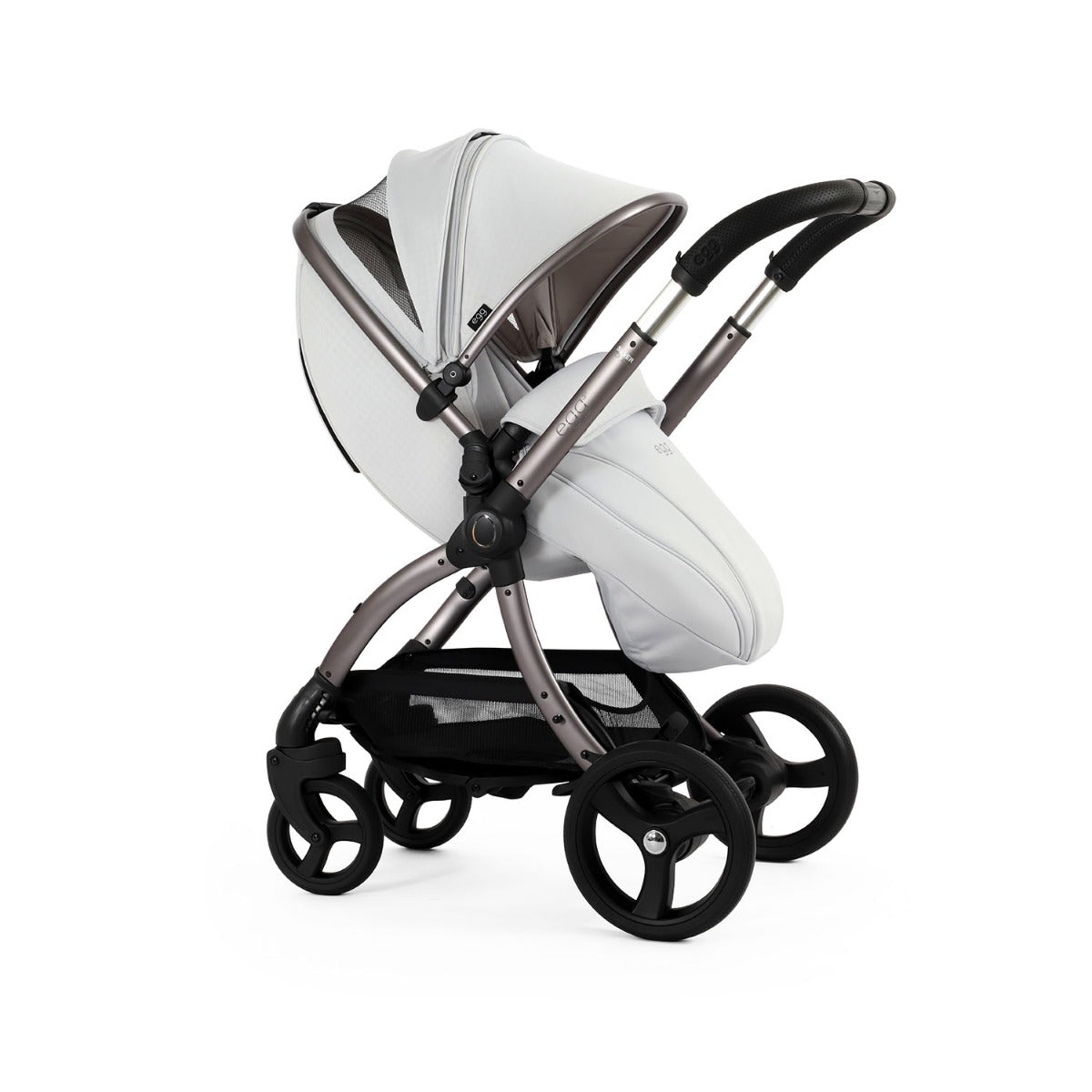 Egg 3 Luxury Maxi-Cosi Cabriofix Special Edition i-Size Travel System Bundle - Houndstooth Silver 44
