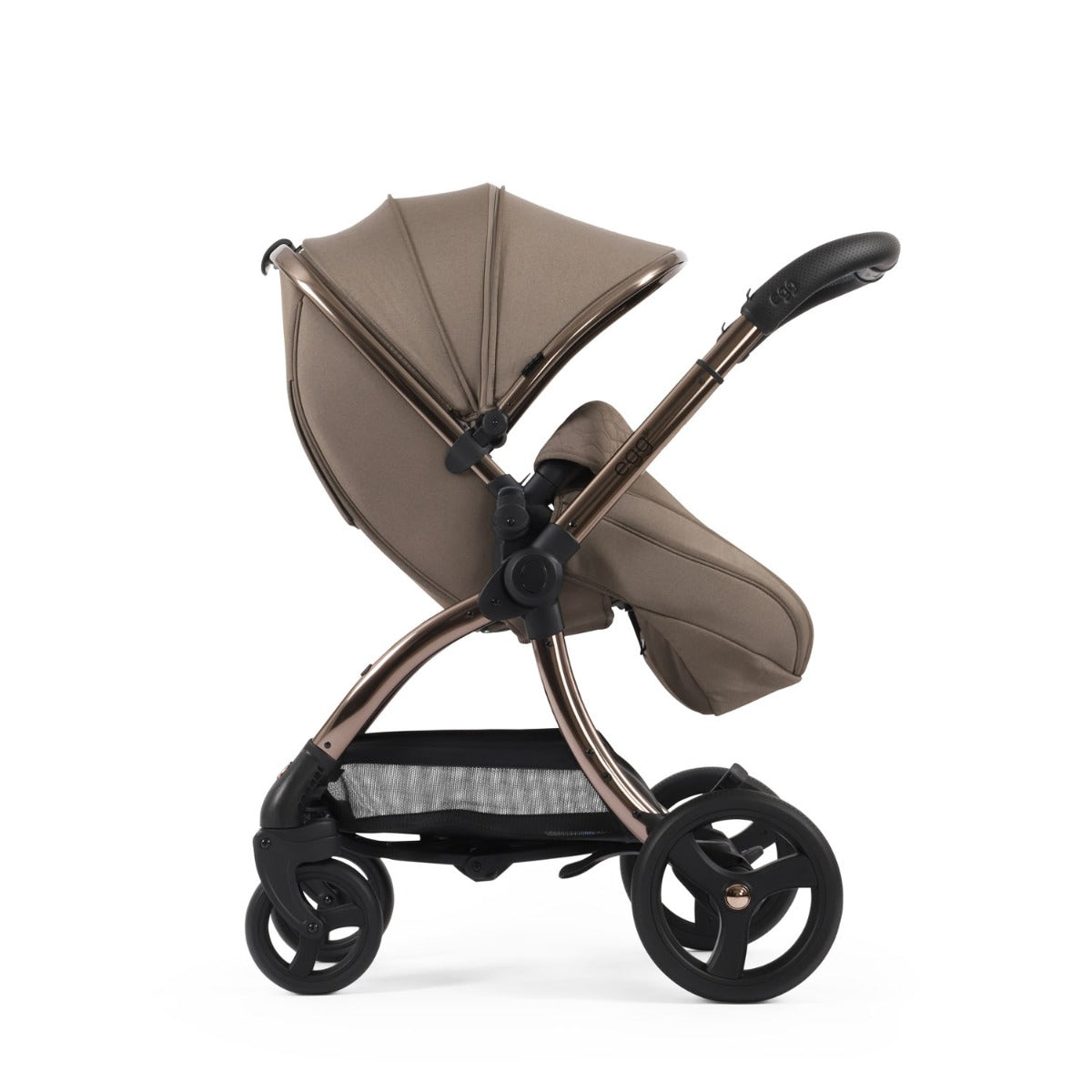 Egg 3 Luxury Cybex Cloud T i-Size Travel System Bundle - Mink 6
