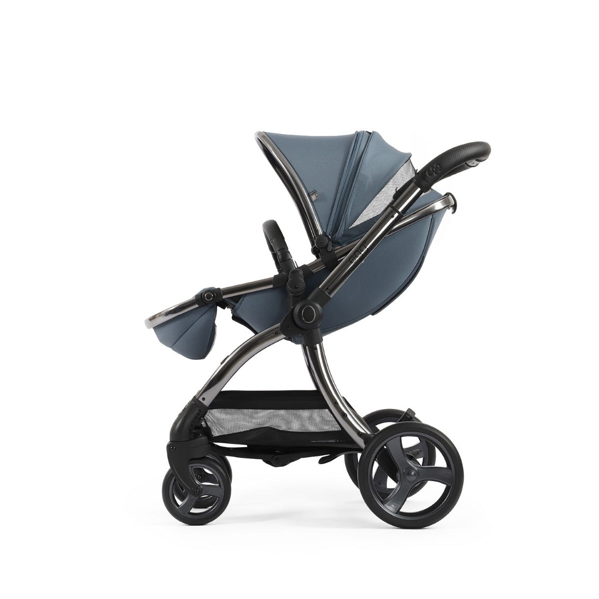 Egg 3 Luxury Cybex Cloud T i-Size Travel System Bundle - Topaz 24