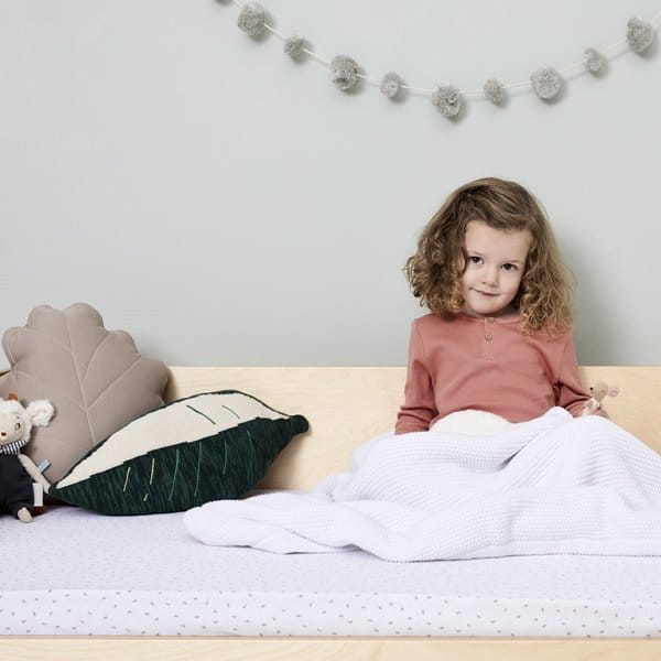 Little Green Sheep Organic Knitted Fleece Baby Blanket White