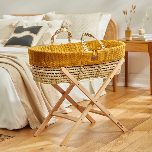 Little Green Sheep Organic Knitted Moses Basket, Mattress & Natural Foldable Stand Honey