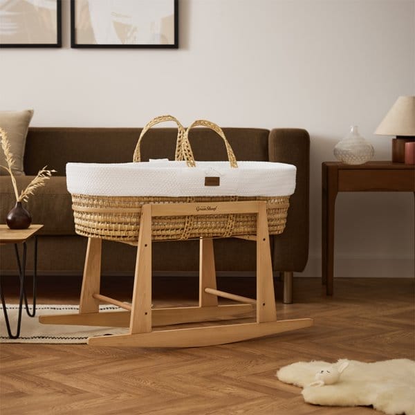 Little Green Sheep Organic Wheat Knit Moses Basket, Mattress & Natural Rocking Stand White