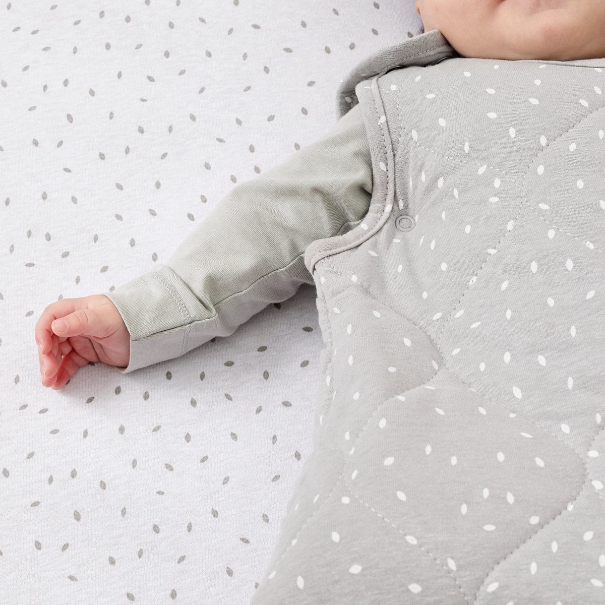 Little Green Sheep Organic Baby Sleeping Bag Dove Rice - 2.5 Tog