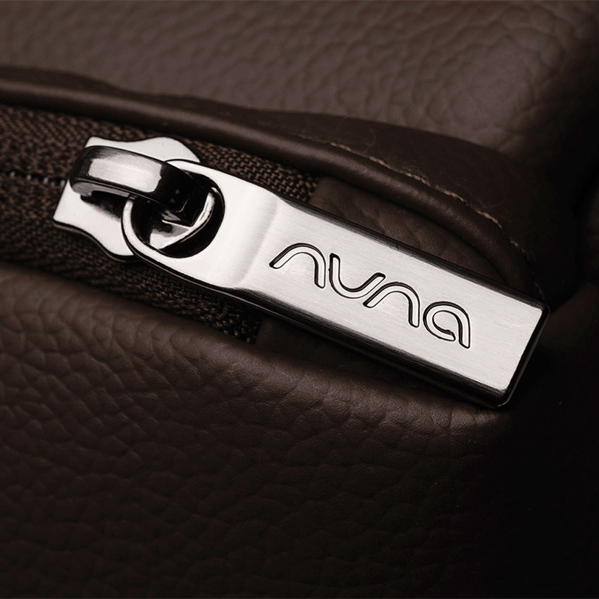 Nuna Essentials Changing Bag - Cocoa 6