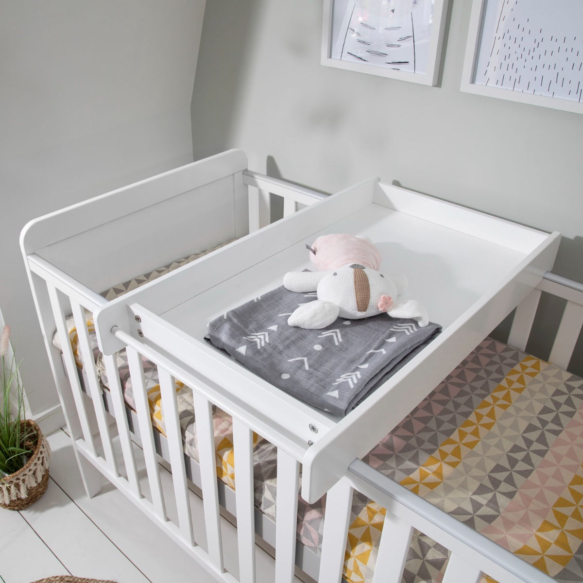 Tutti Bambini Rio Cot Bed with Cot Top Changer & Mattress - White 9
