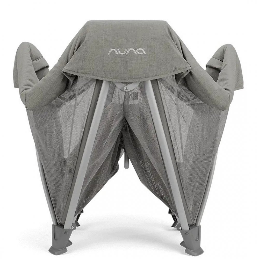 Nuna SENA Aire Travel Cot with Zip On Bassinet - Frost 2