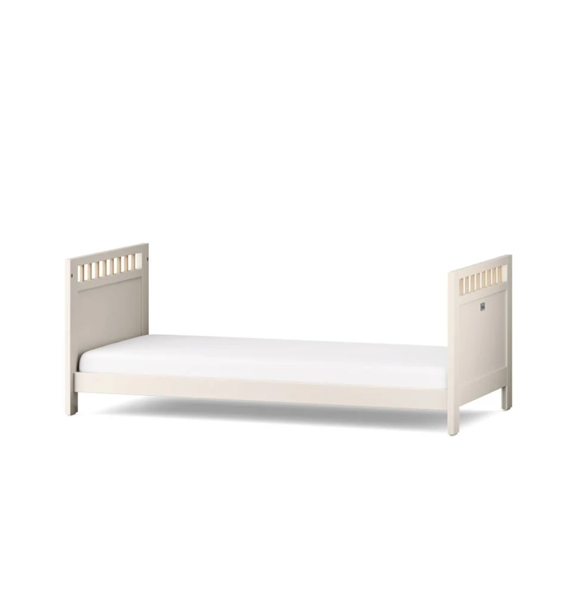 Silver Cross Seville Cot Bed - Cashmere Oak 7