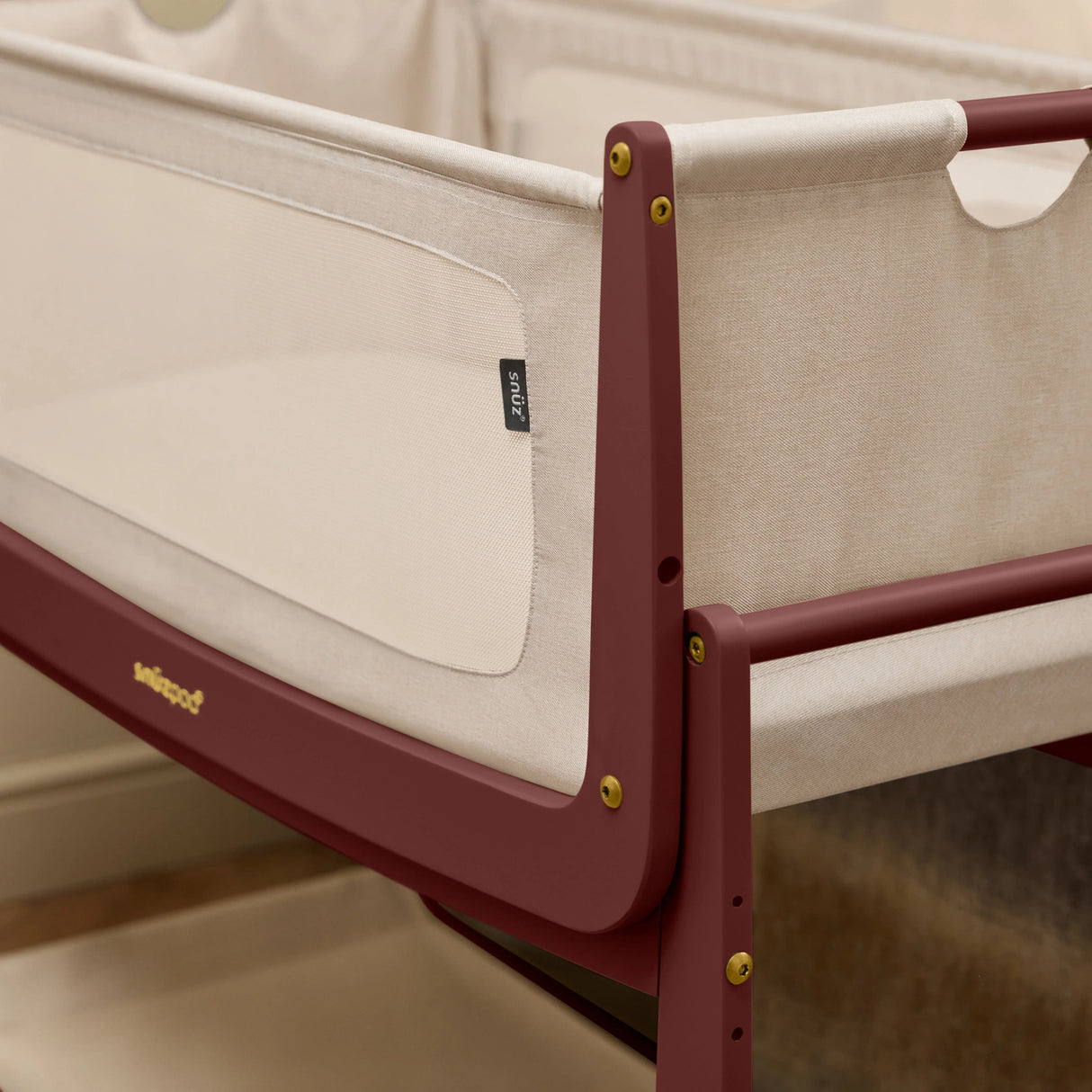 Snuzpod 5 Bedside Crib - Rouge