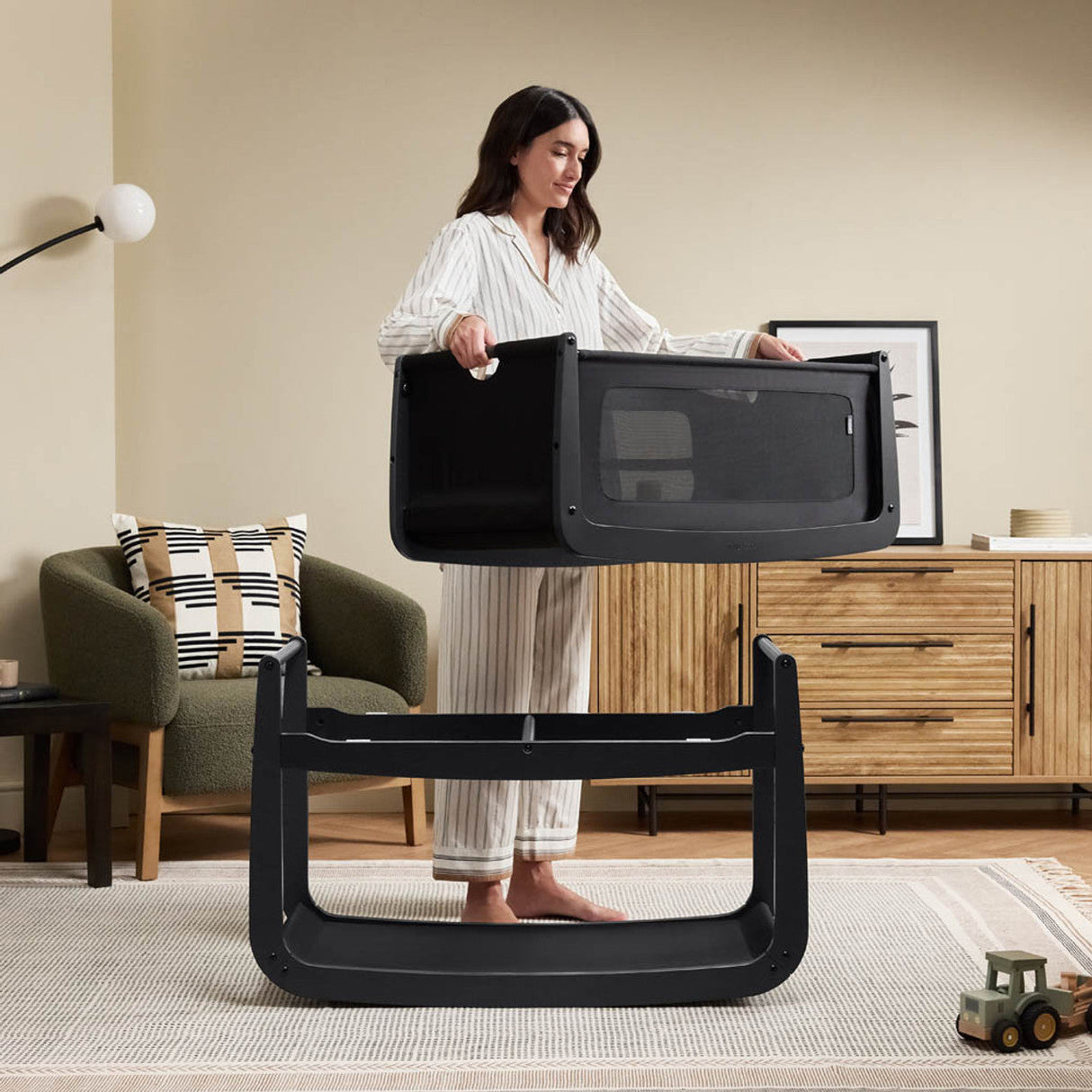 Snuzpod 5 Bedside Crib - Graphite 10