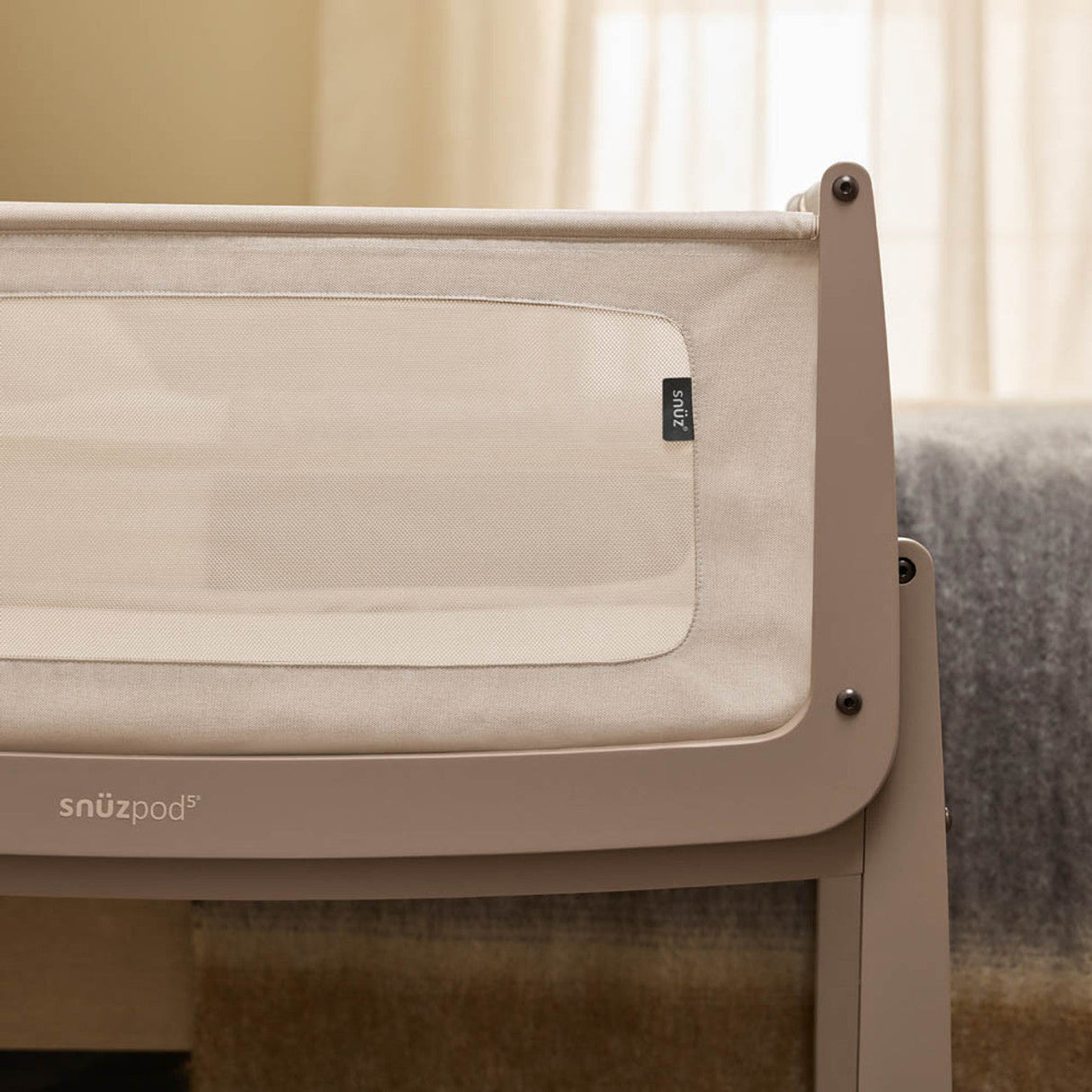 Snuzpod 5 Bedside Crib - Mocha 6