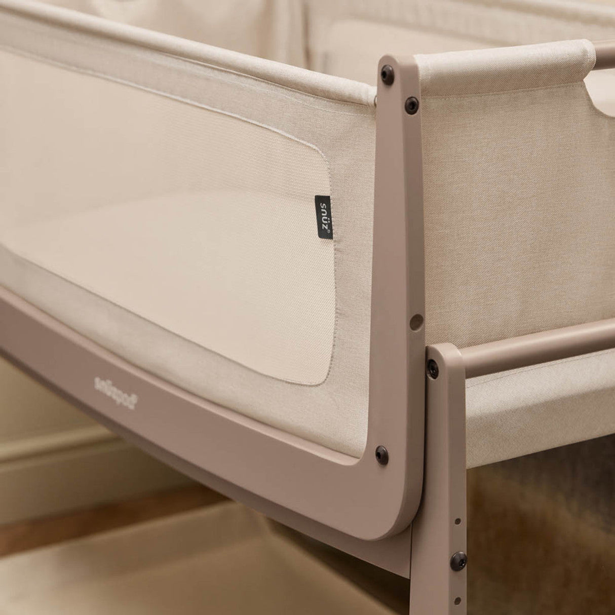 Snuzpod 5 Bedside Crib - Mocha 9