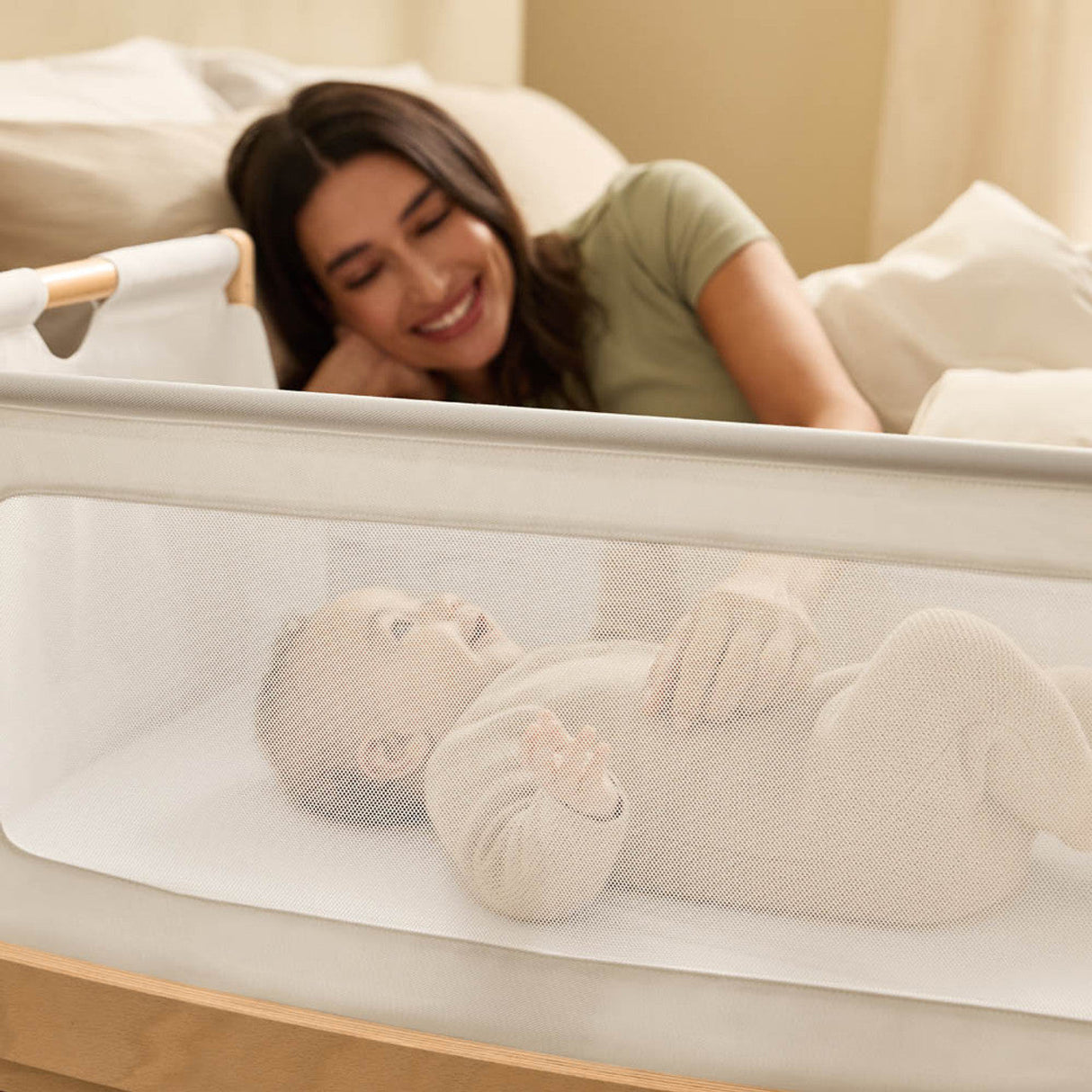 Snuzpod 5 Bedside Crib - Natural 4