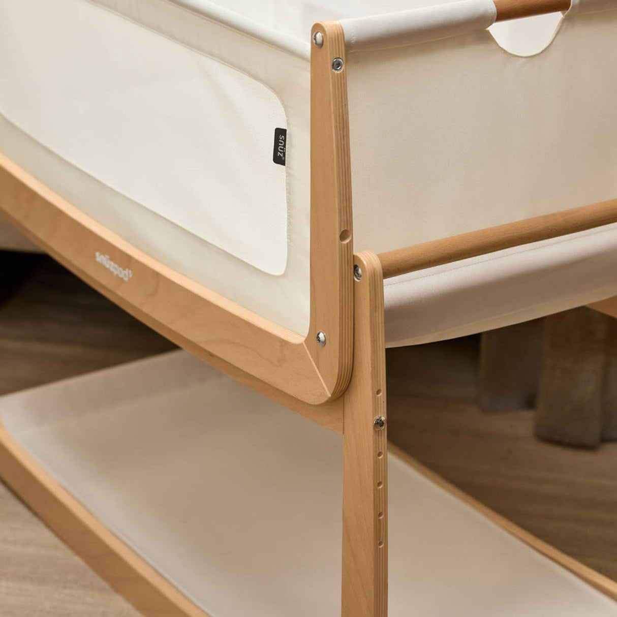Snuzpod 5 Bedside Crib - Natural 9