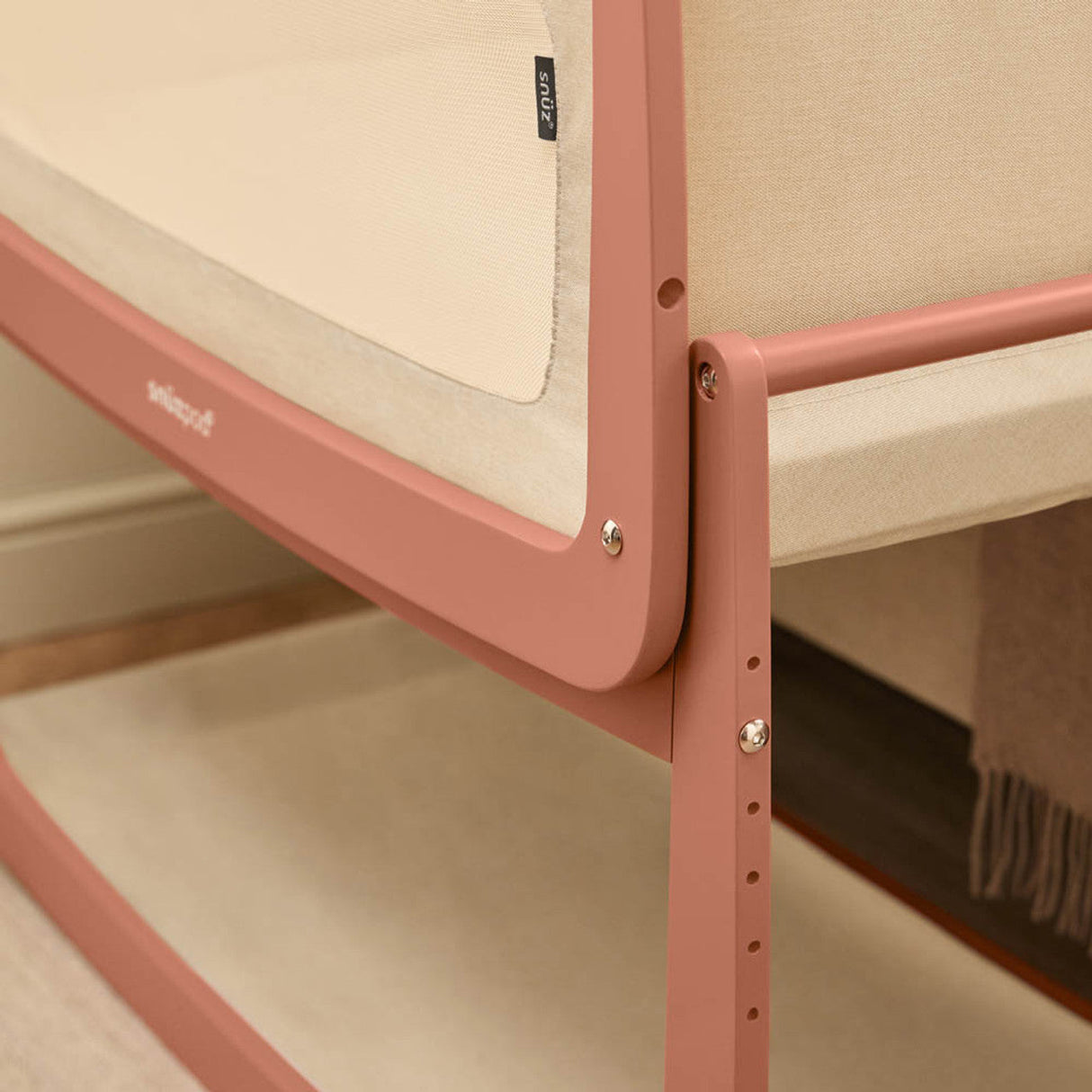 Snuzpod 5 Bedside Crib - Terracotta 9