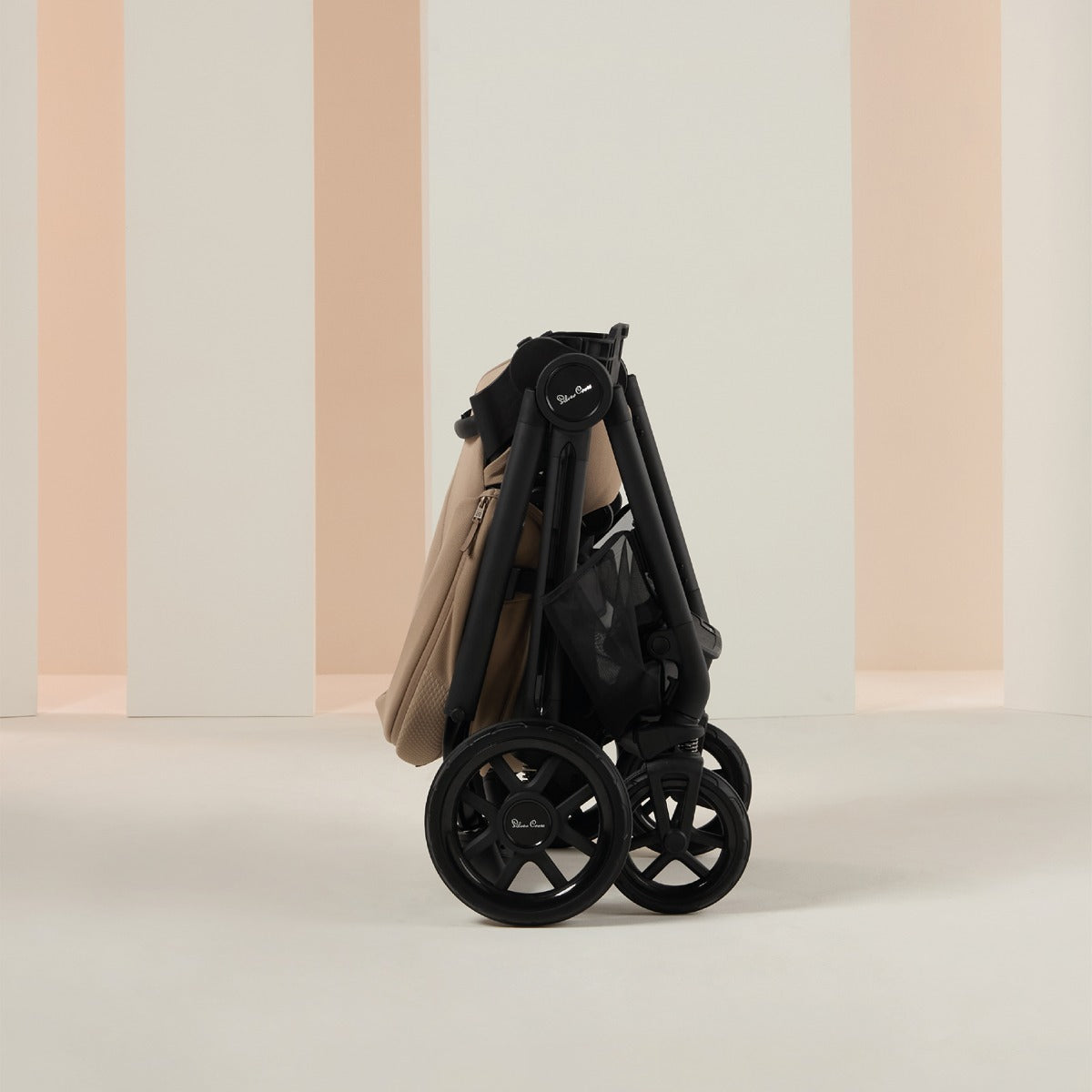 Silver Cross Reef 2 Pushchair and First Bed Folding Carrycot - Mocha 3