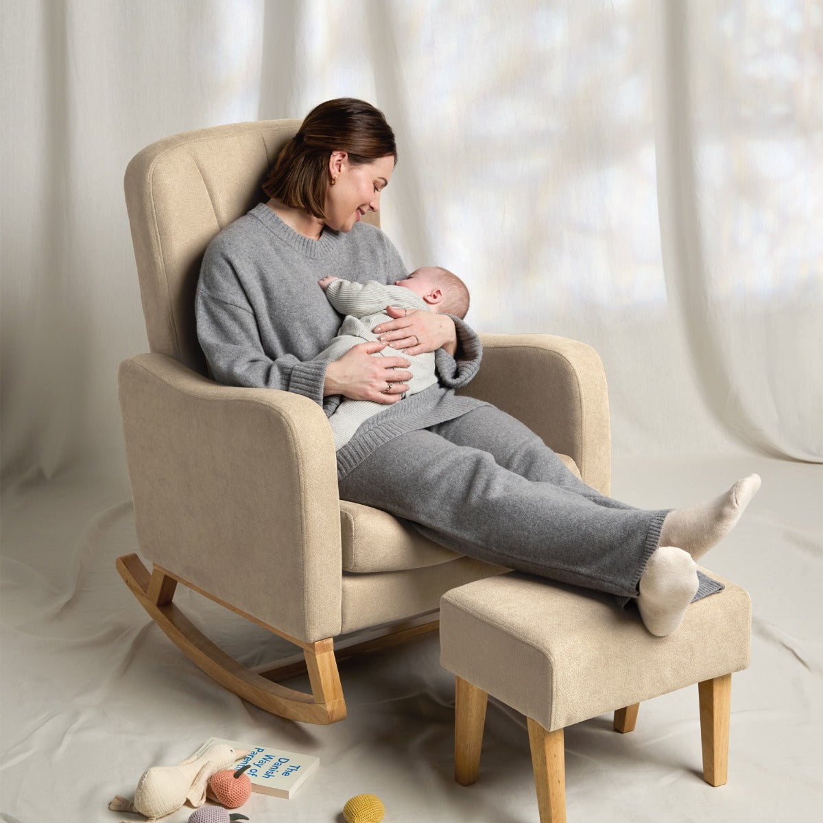 Silver Cross Carmel Nursing Chair - Almond/Cream 2