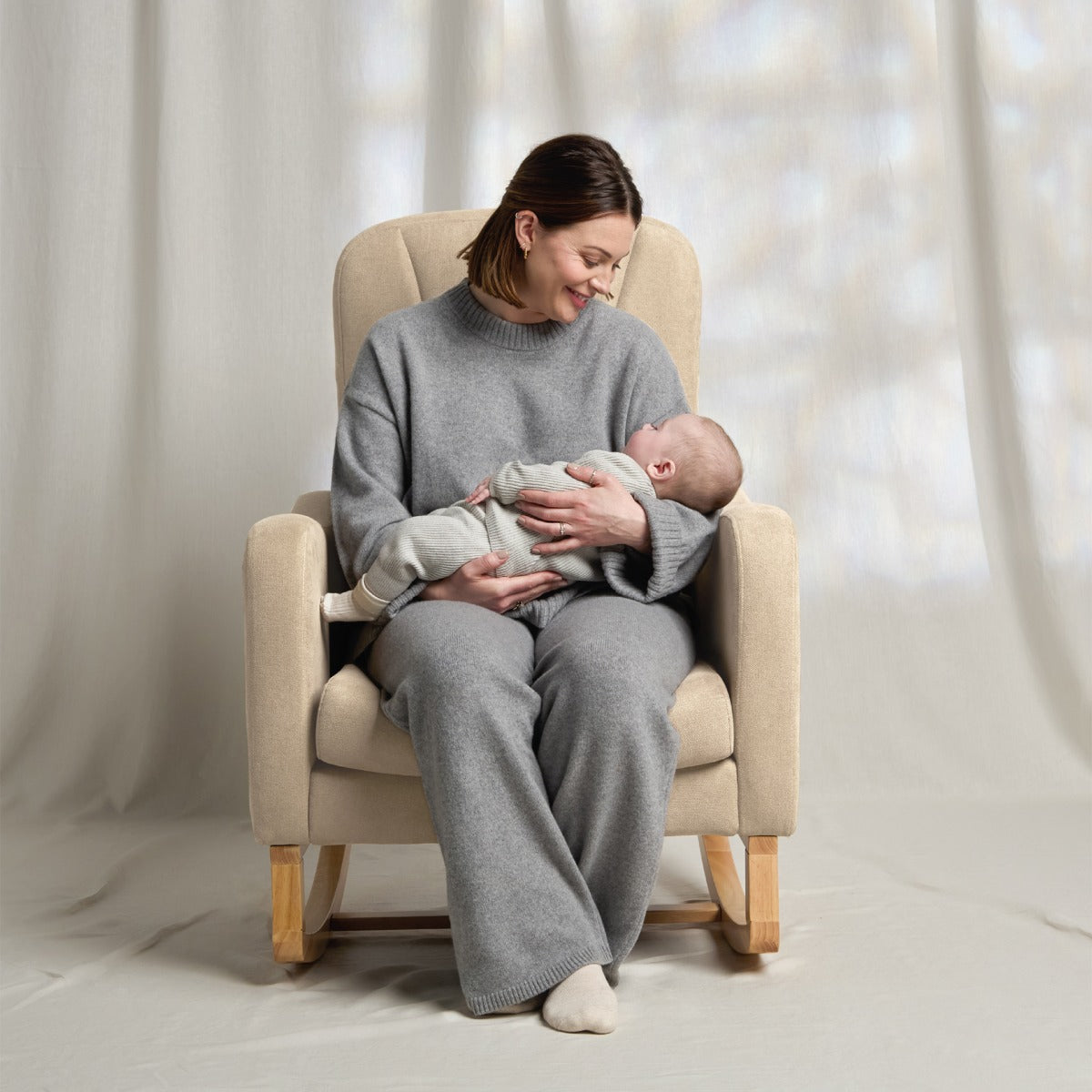 Silver Cross Carmel Nursing Chair - Almond/Cream 6