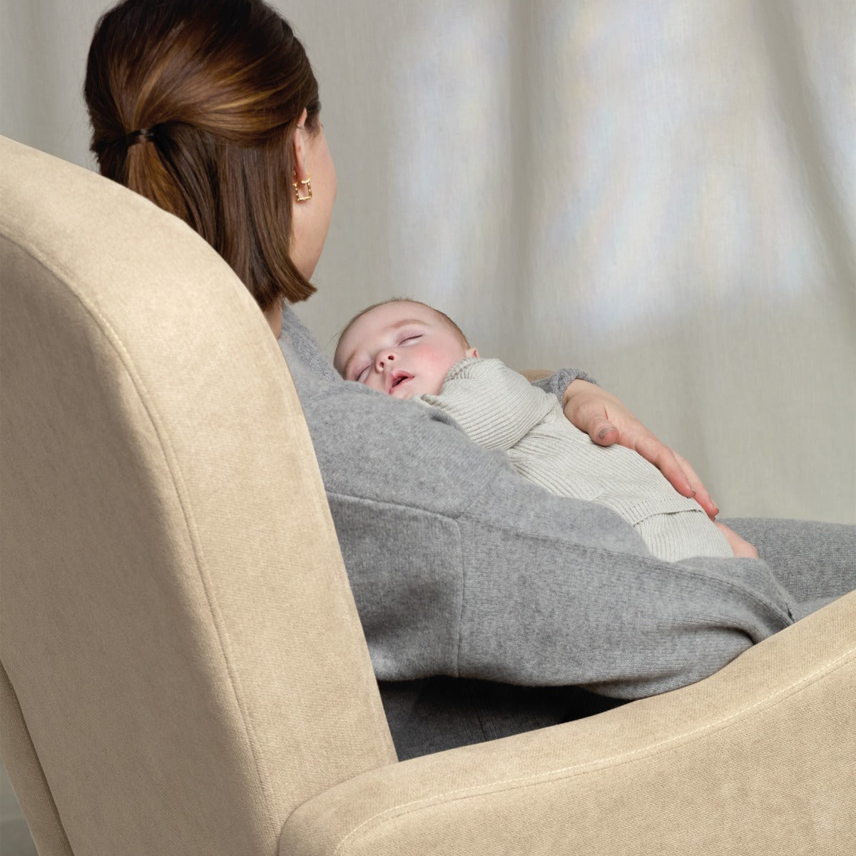 Silver Cross Carmel Nursing Chair - Almond/Cream 7